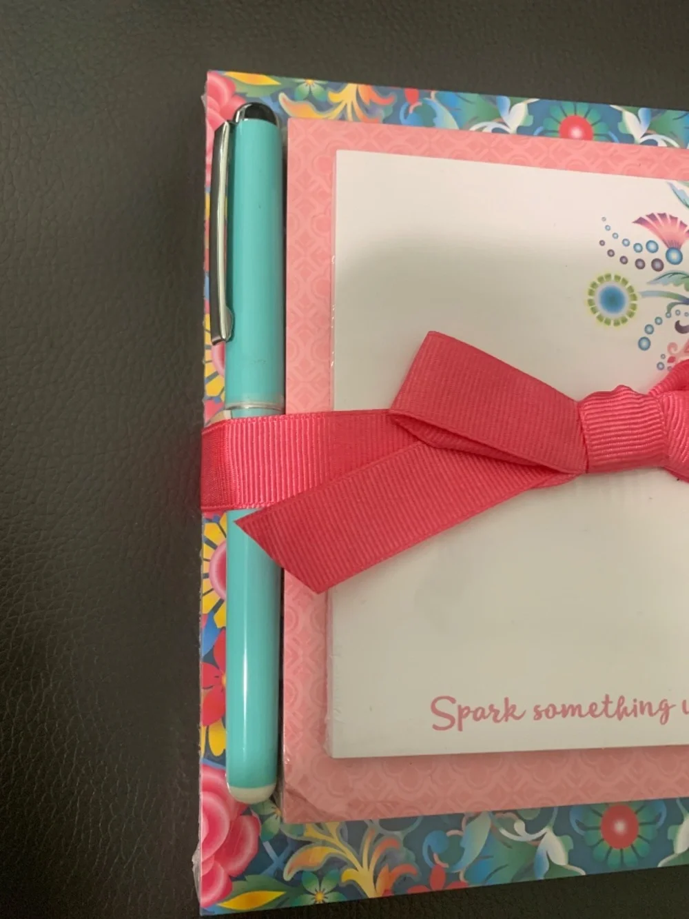 NEw Hallmark Memo Pad set with Pen